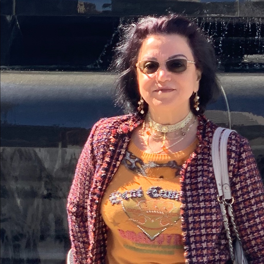 Meet your Posher, Mariana